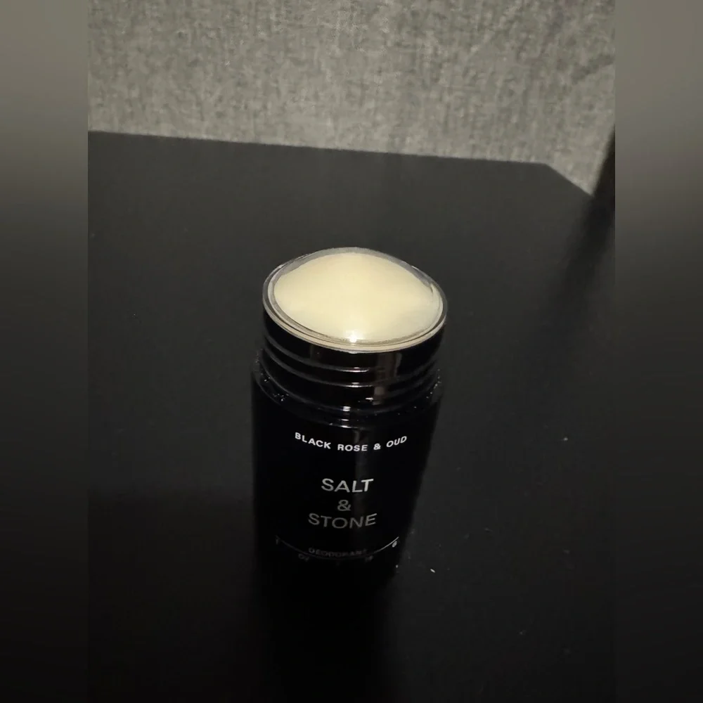 Salt and Stone Travel Size Deodorant 1 oz Black Rose & Oud - Picture 3 of 3